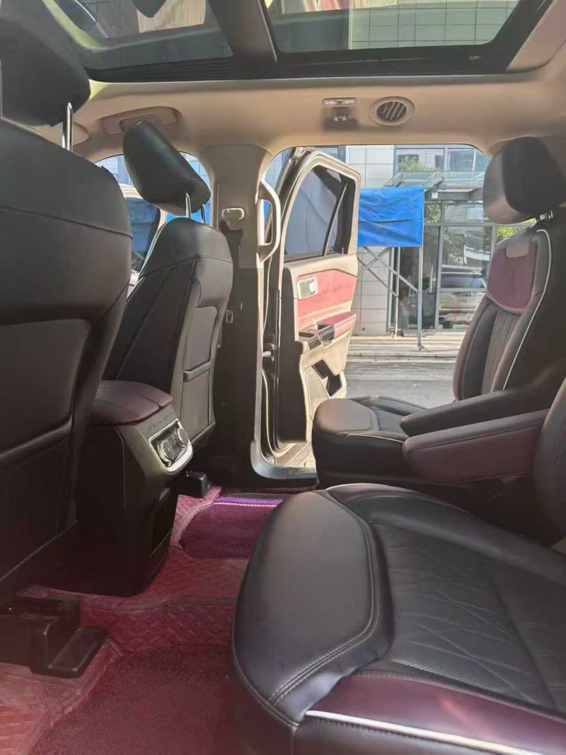 佛山23年福特探险者6