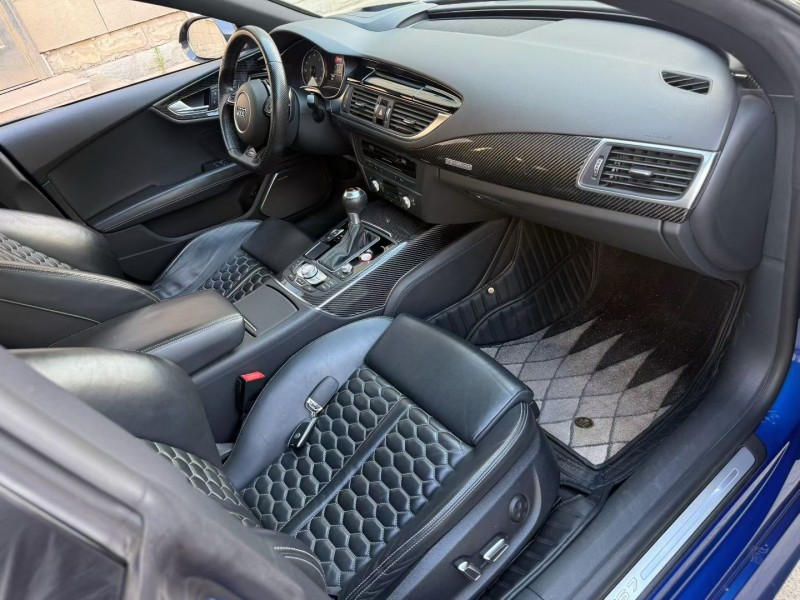 唐山18年奥迪RS78