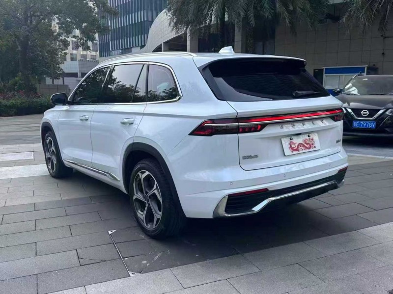 佛山22年吉利星越8