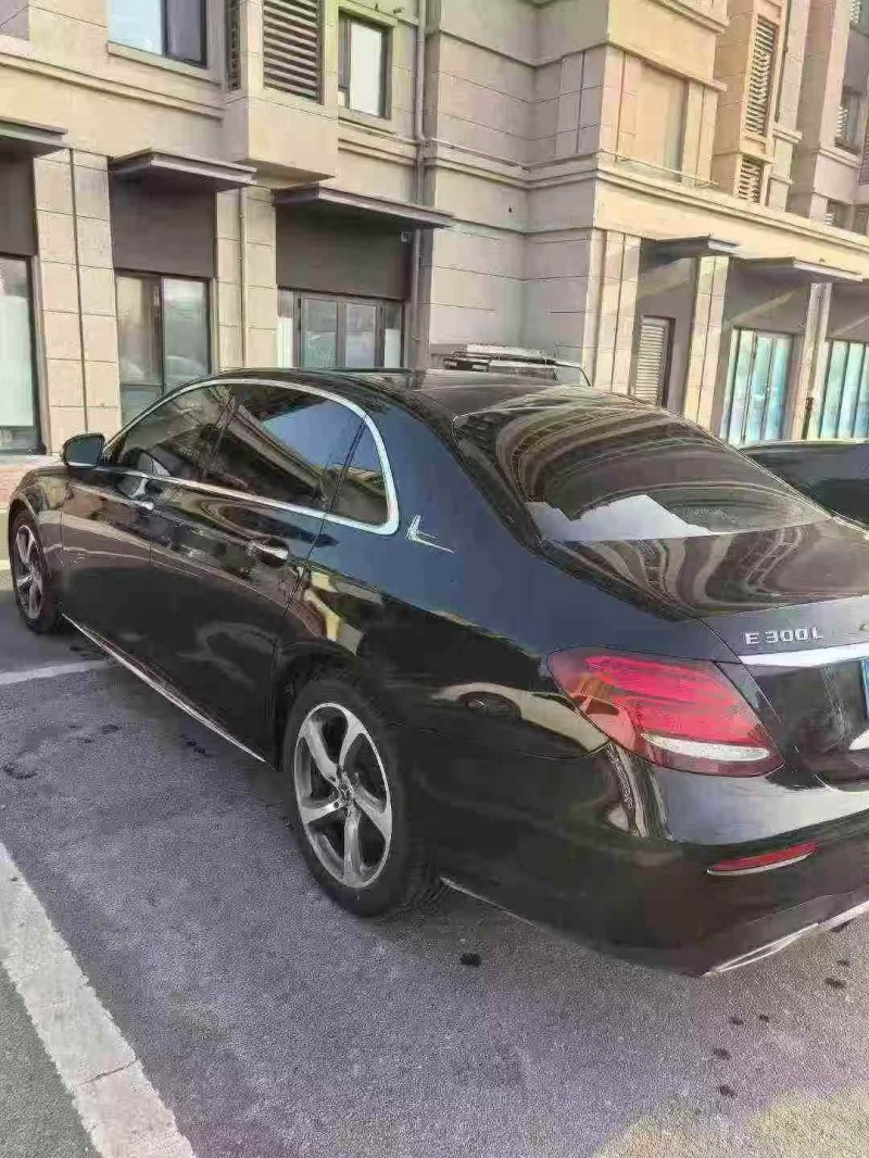 潍坊17年奔驰E8
