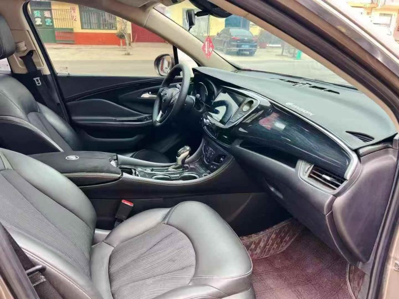 济宁16年别克昂科威5