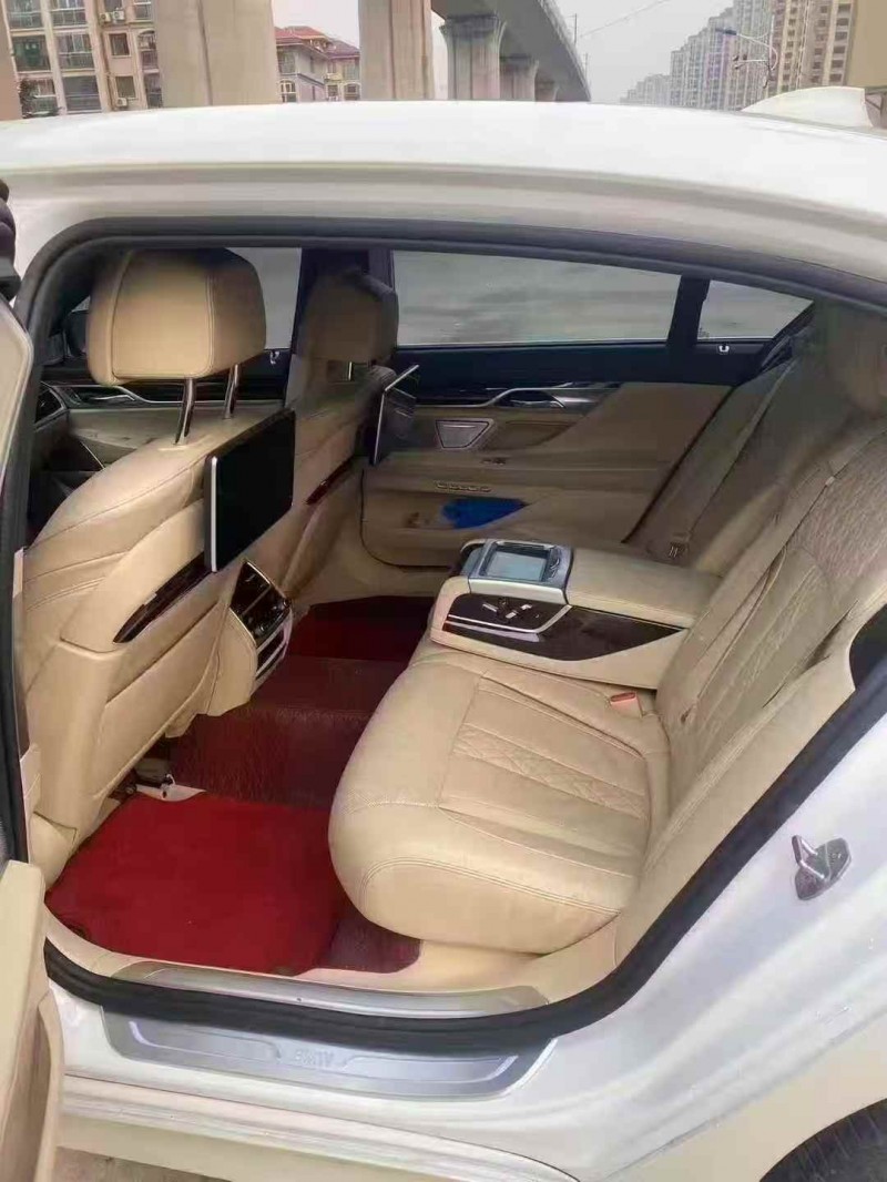 枣庄18年宝马7系6