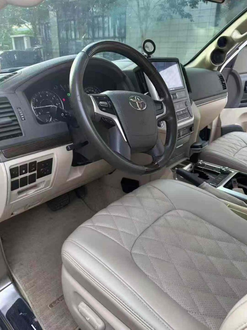 佛山20年丰田兰德酷路泽6