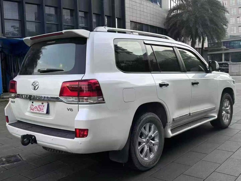 佛山20年丰田兰德酷路泽8