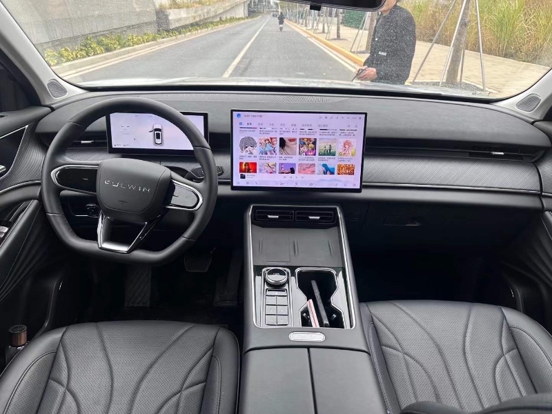 广州25年奇瑞风云7