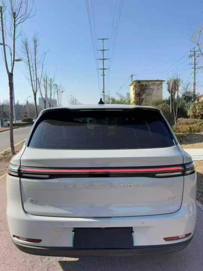 东营24年零跑汽车C169