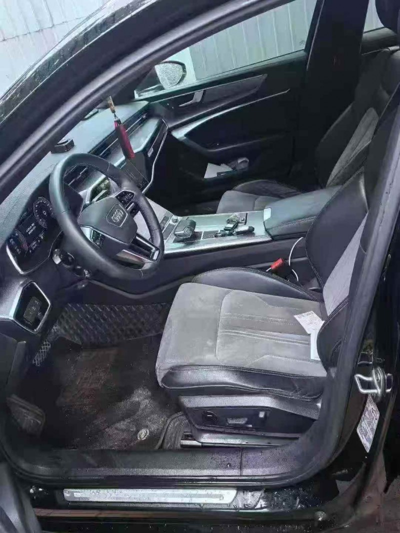 济宁20年奥迪A6L7