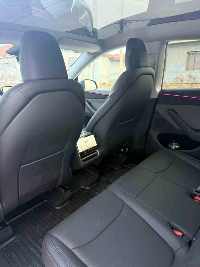 烟台25年特斯拉MODEL Y6