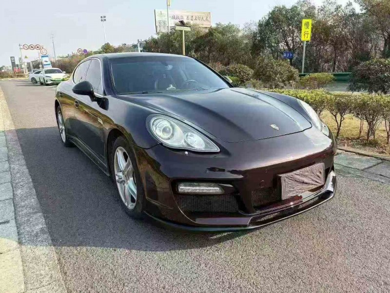湖州13年保时捷帕拉梅拉2