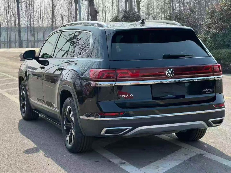 济宁22年大众途昂7