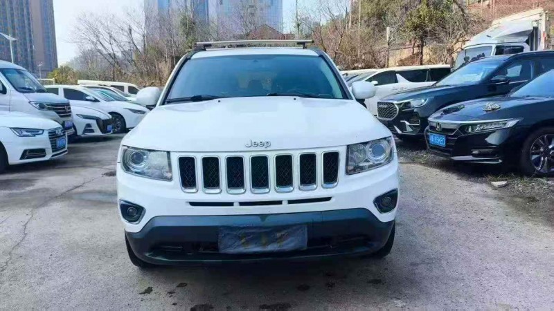 岳阳14年Jeep指南者1