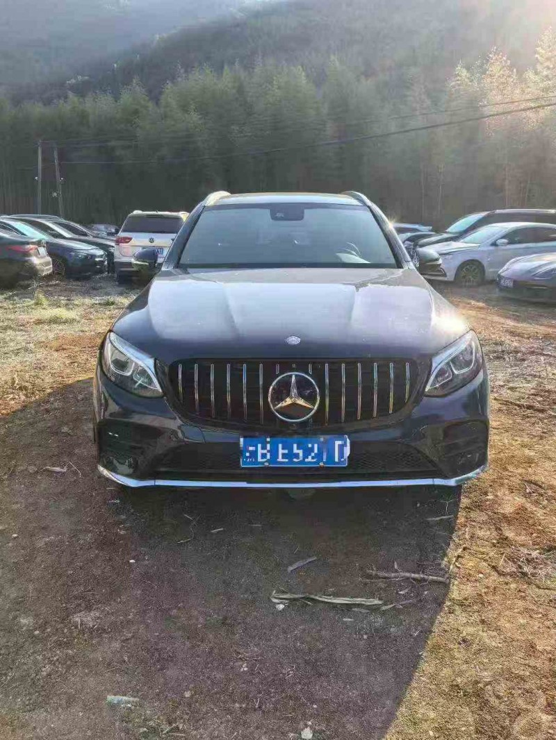 铜陵17年奔驰GLC1