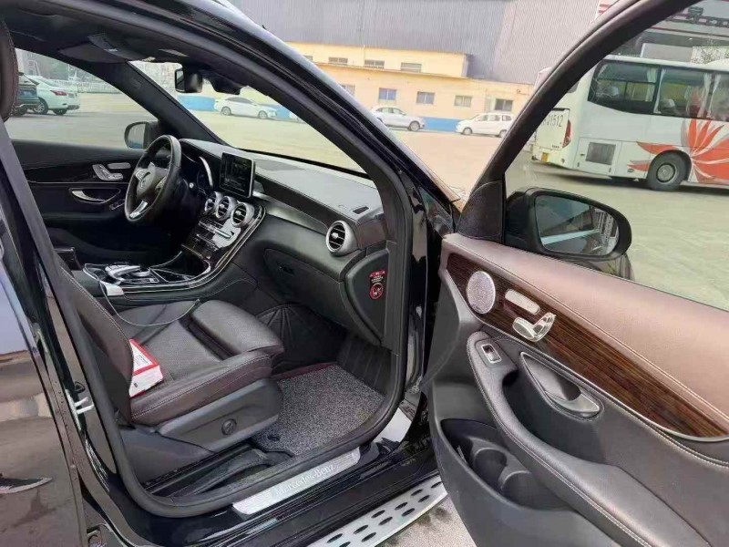 东营19年奔驰GLC6