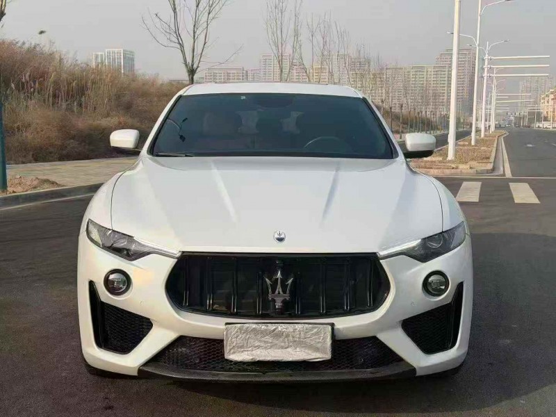 邢台19年玛莎拉蒂Levante1