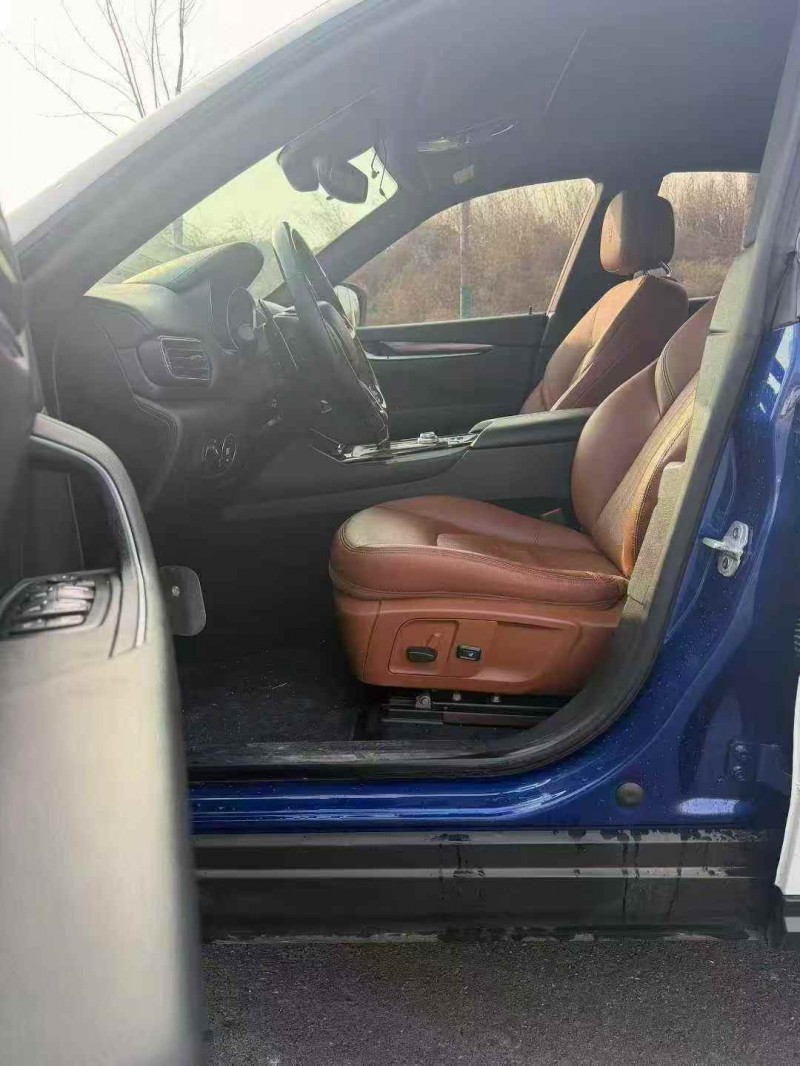 邢台19年玛莎拉蒂Levante6