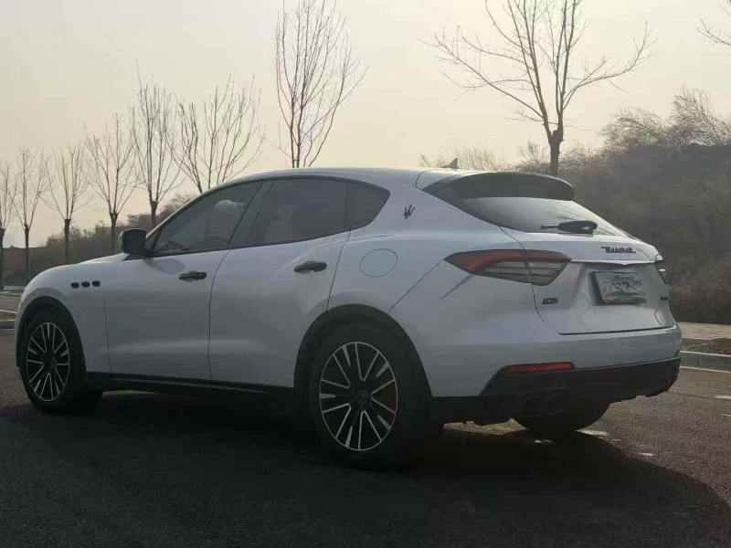 邢台19年玛莎拉蒂Levante7