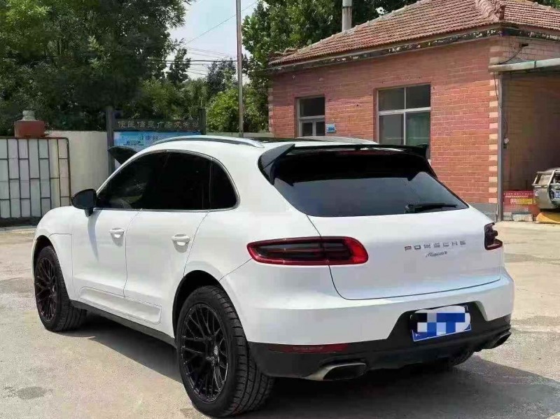 潍坊17年保时捷Macan7