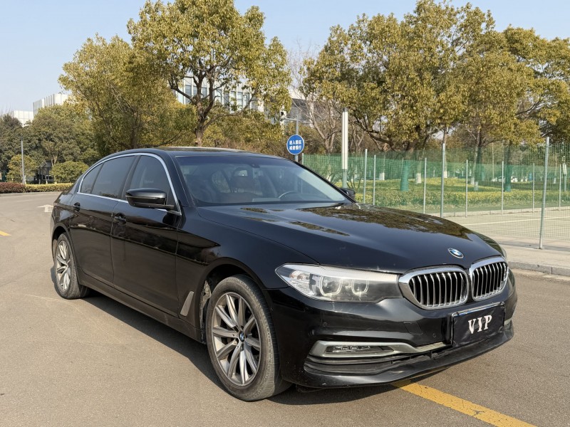 盐城18年宝马5系3