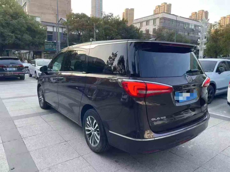 苏州19年别克GL87