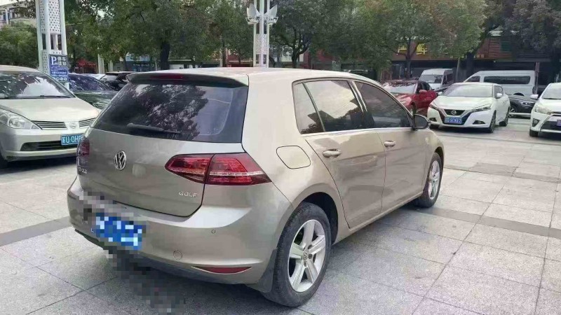 苏州17年大众高尔夫7