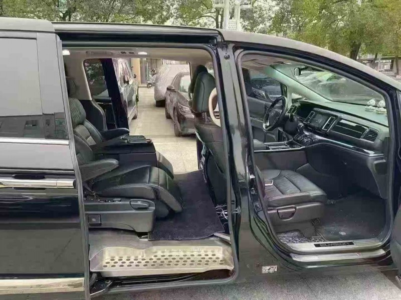 连云港21年本田艾力绅5