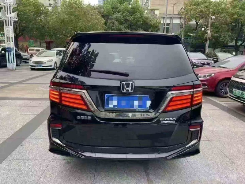 连云港21年本田艾力绅9