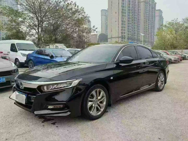 岳阳20年本田雅阁3