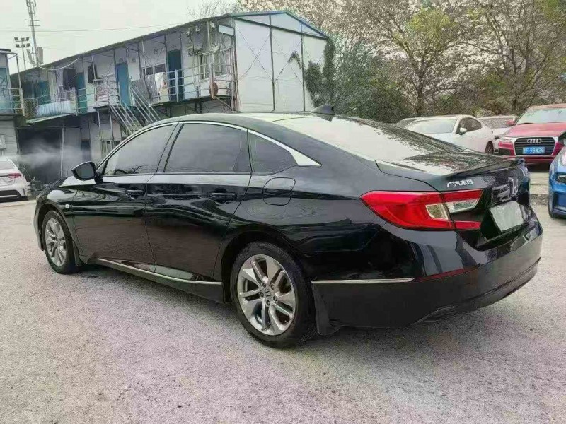 岳阳20年本田雅阁8