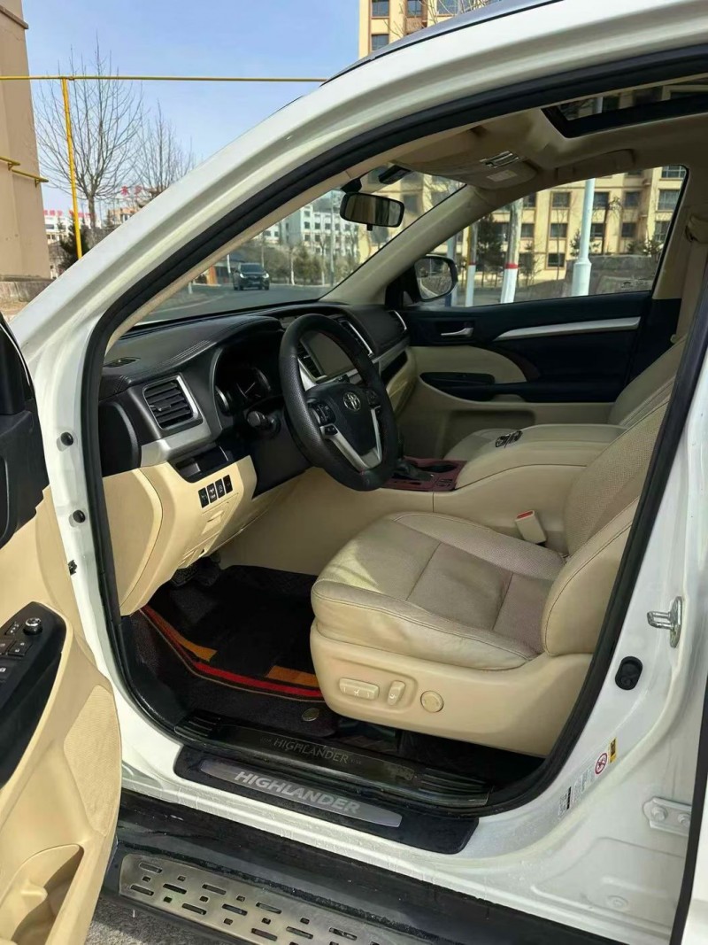 临夏16年丰田汉兰达5