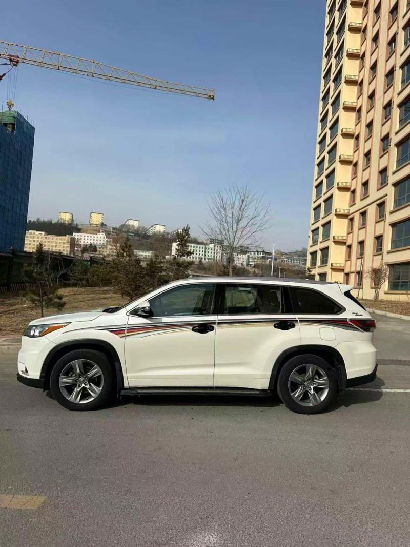 临夏16年丰田汉兰达7