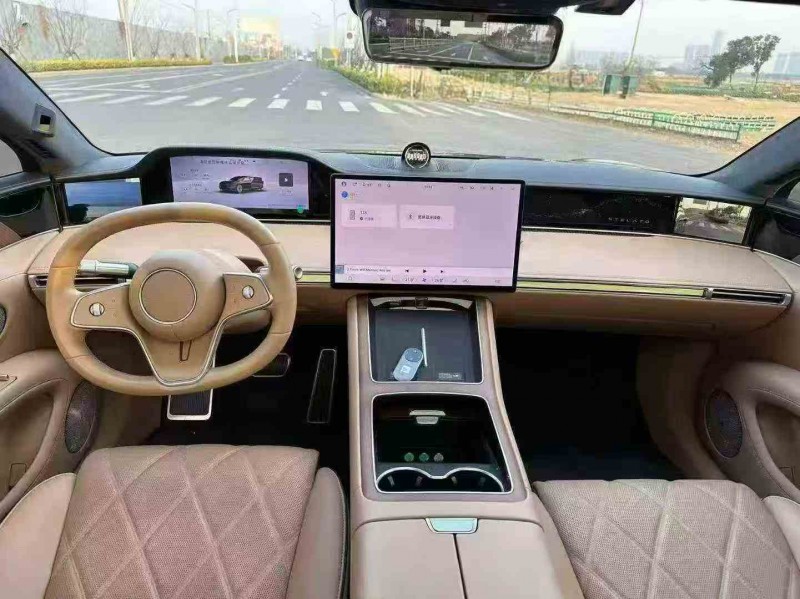 常州24年华为智选享界5