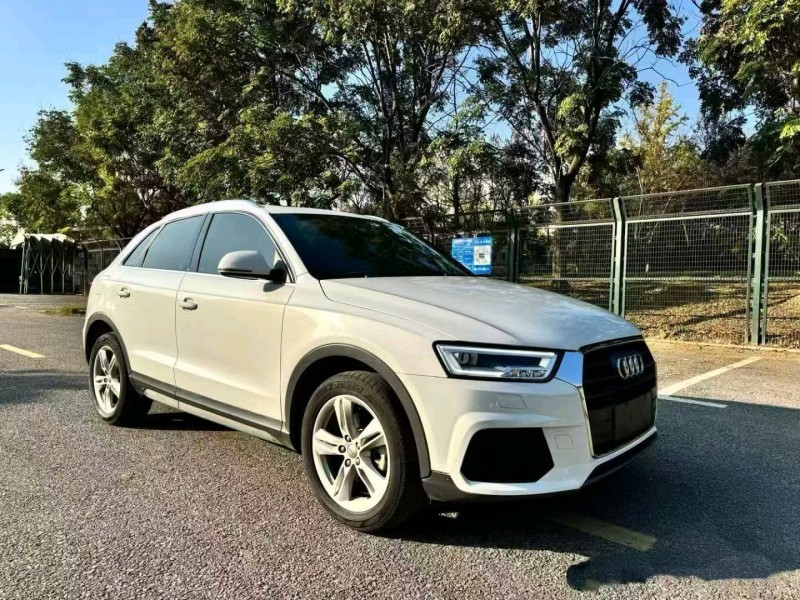 成都19年奥迪Q31