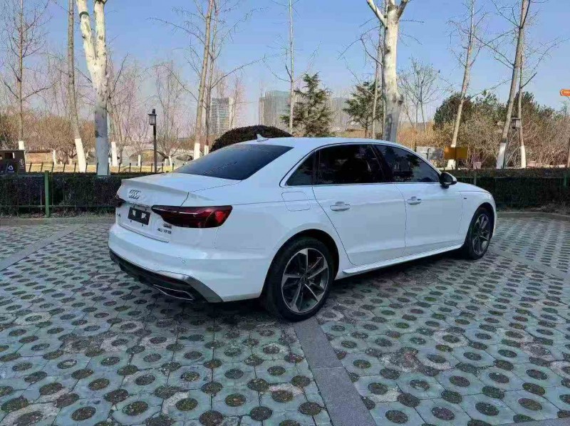 连云港23年奥迪A4L8