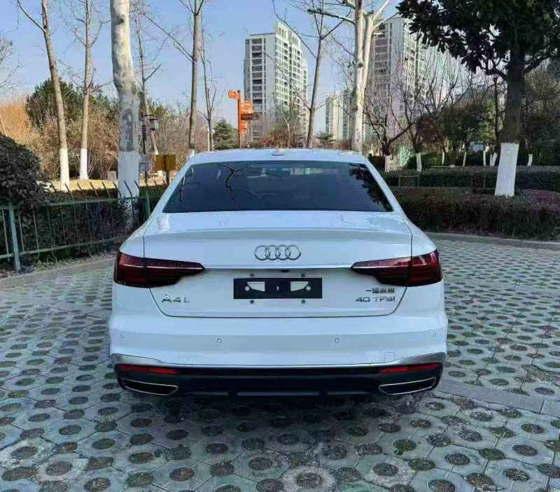 连云港23年奥迪A4L9