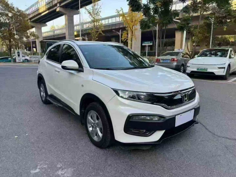 张家界18年本田XRV3