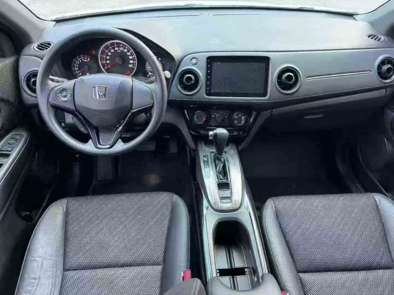 张家界18年本田XRV4