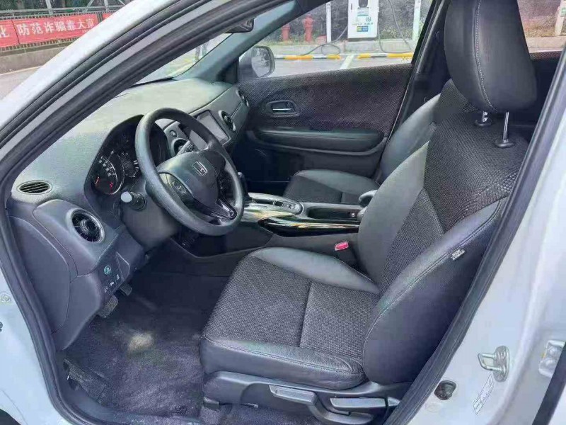 张家界18年本田XRV6