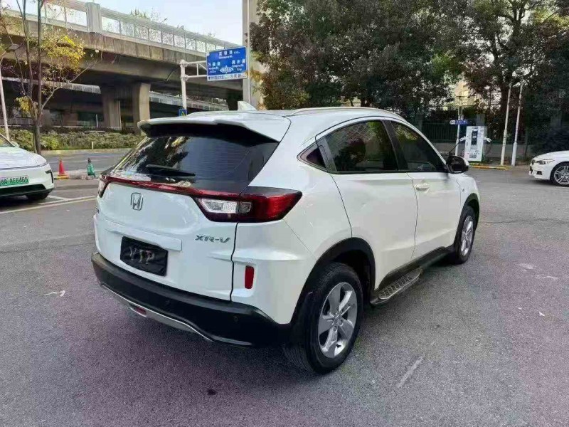 张家界18年本田XRV7