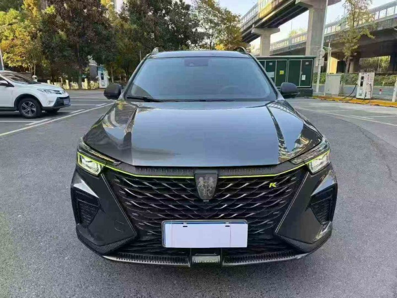 张家界22年荣威RX51