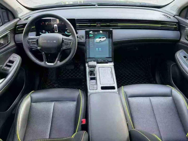 张家界22年荣威RX56