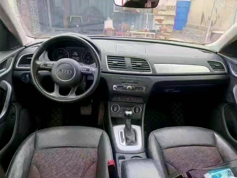 济宁18年奥迪Q37