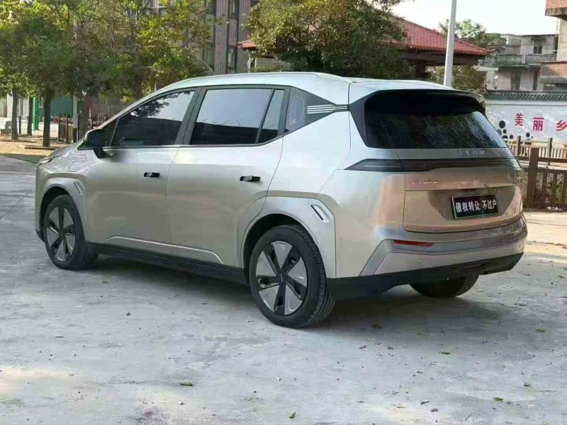 深圳25年传祺埃安Y8