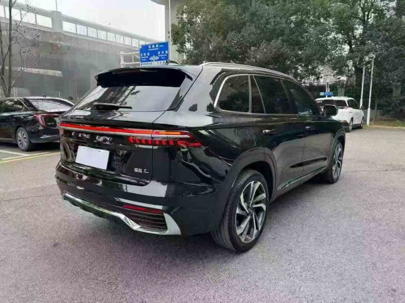 湘潭25年吉利星越8