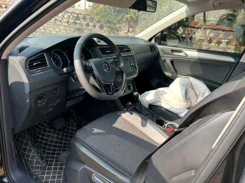 宁波21年大众途观7