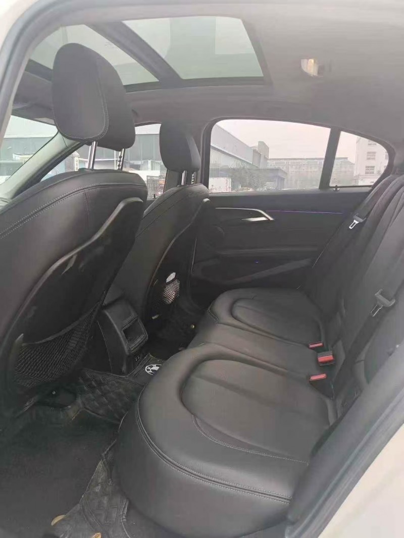 菏泽19年宝马1系6