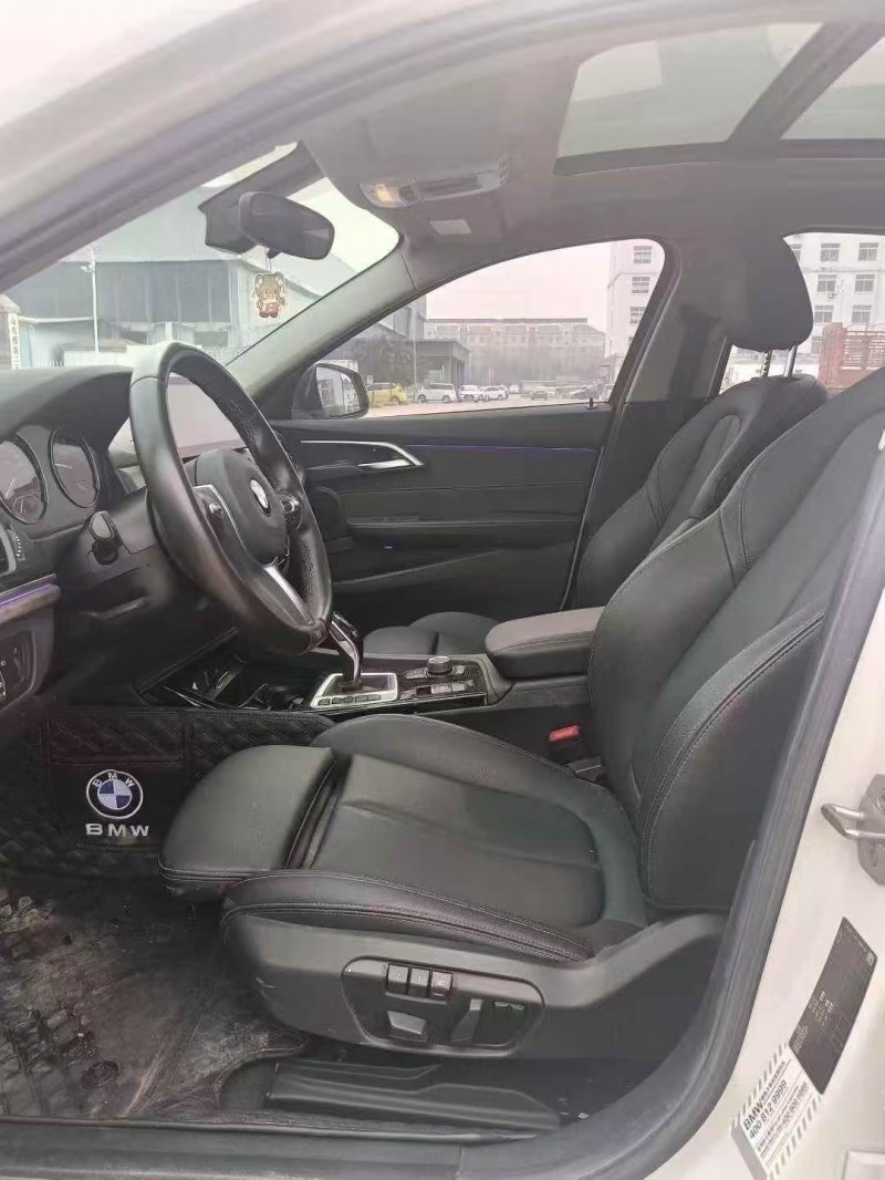 菏泽19年宝马1系7