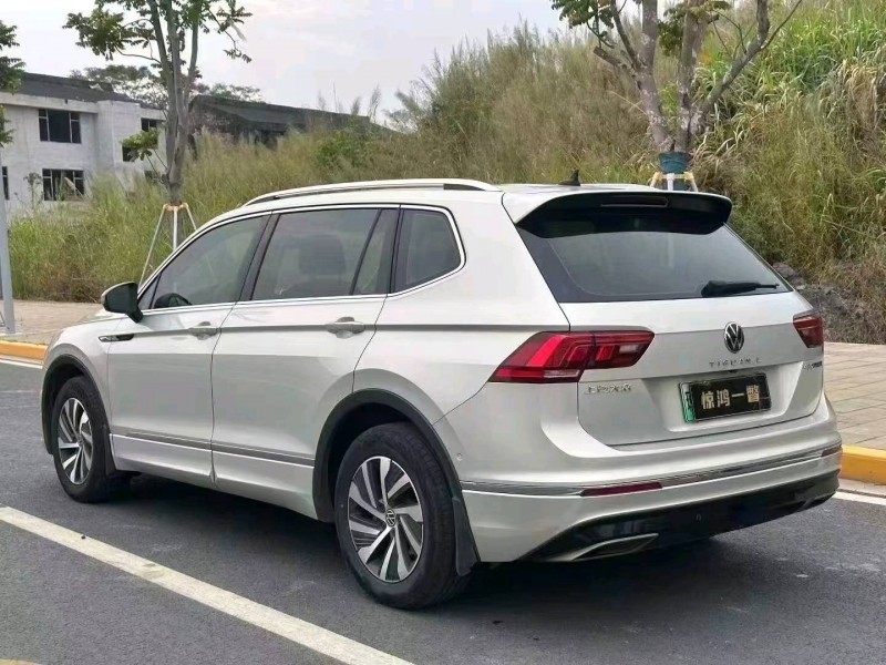 广州21年大众途观3