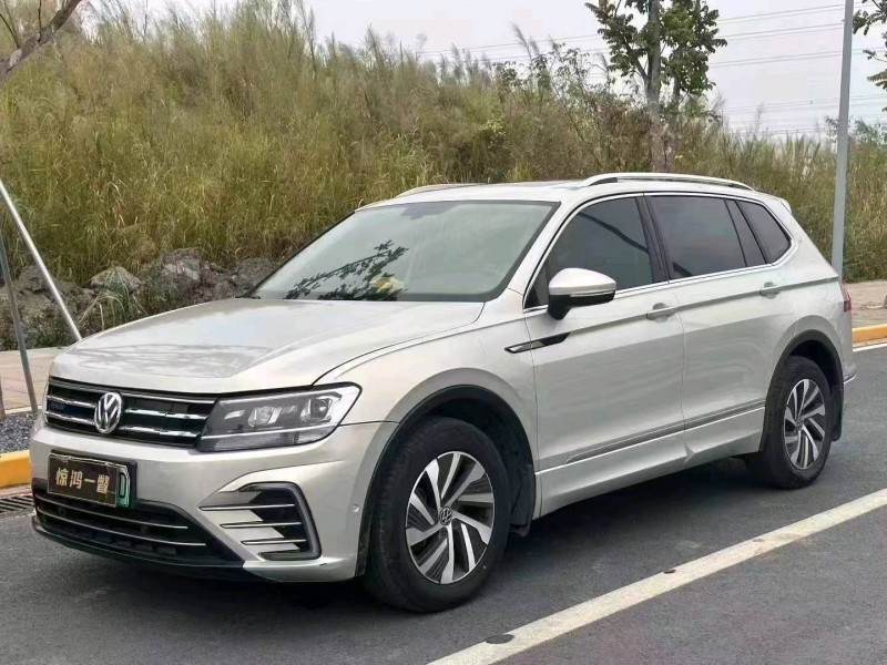 广州21年大众途观4