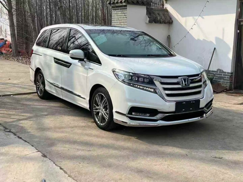 济宁20年本田艾力绅2