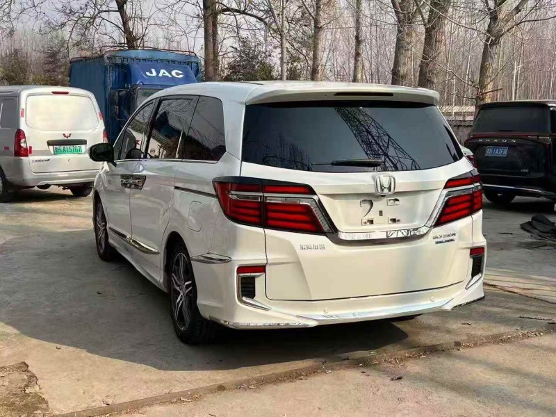 济宁20年本田艾力绅7